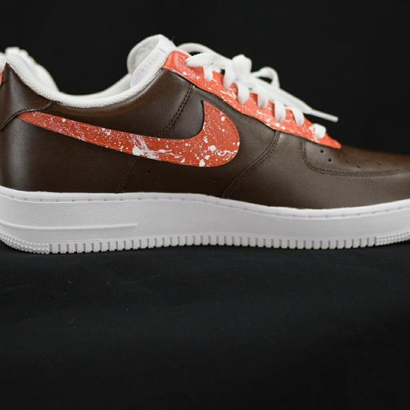 Air Force 1's "Custom" - Picture 2 of 4